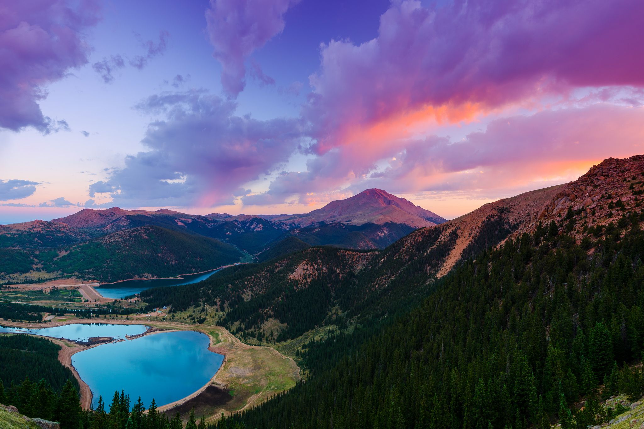Montagne e lago al tramonto, 2048x1365 2K, Desktop