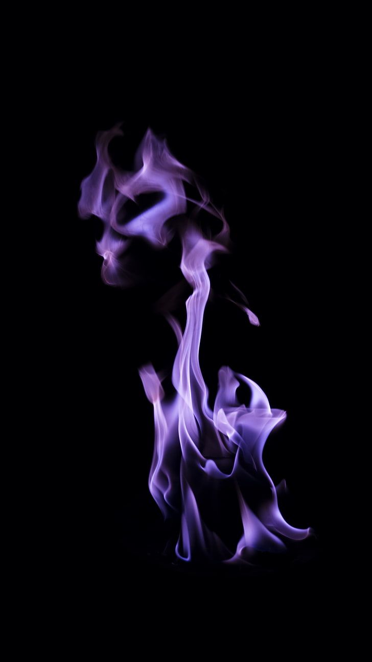 Fiamma viola sfondo nero, 728x1296 Full HD Verticale, iPhone
