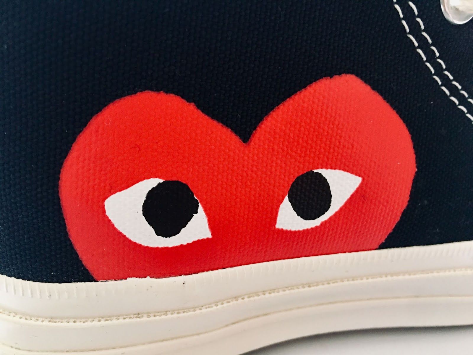 Cuore Comme des Garçons scarpa, 1600x1200 900p, MacBook Air