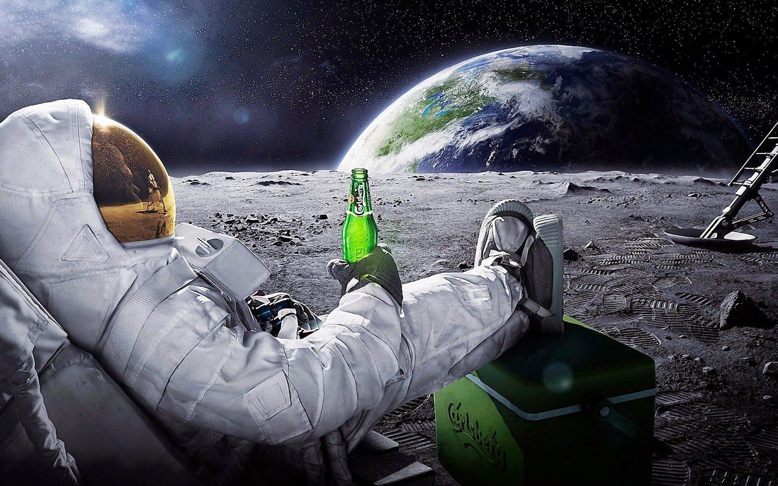Astronauta rilassato sulla Luna con birra, 1600x1000 HD, PC