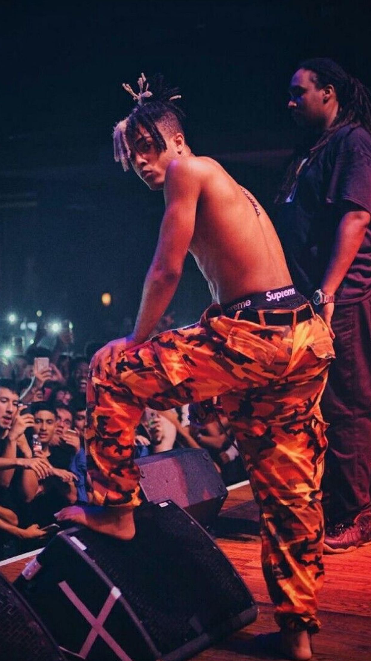 XXXTentacion concerto pantaloni camouflage, 1242x2208 Verticale, Tablet