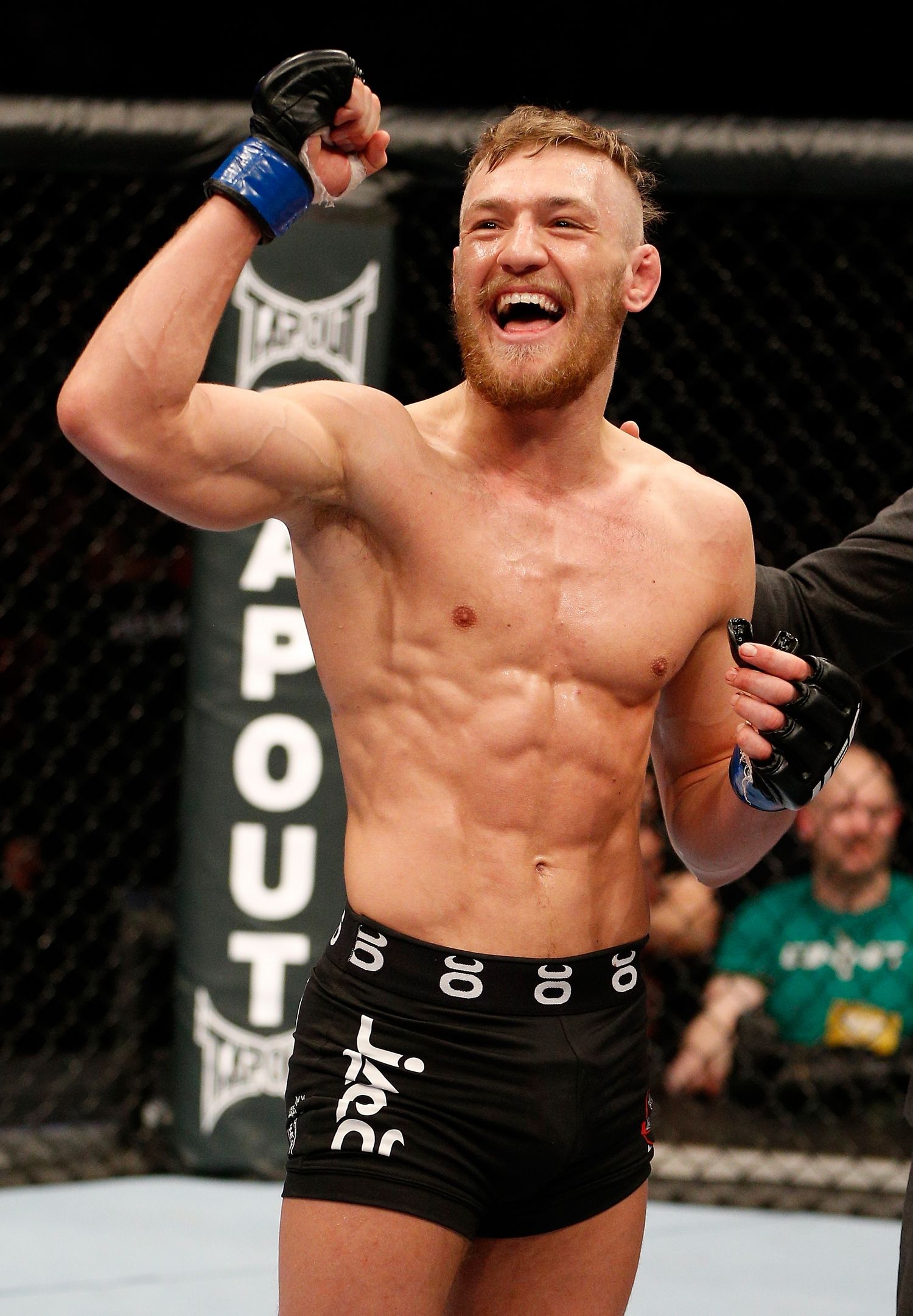 Conor McGregor ottagono UFC, 1500x2162 Verticale, iPhone