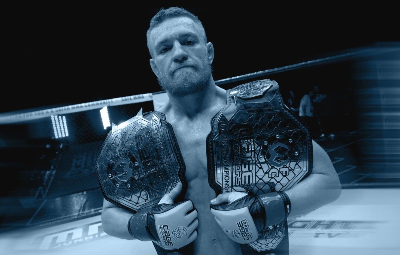 Conor McGregor con cinture UFC, 1332x850 720p, Laptop
