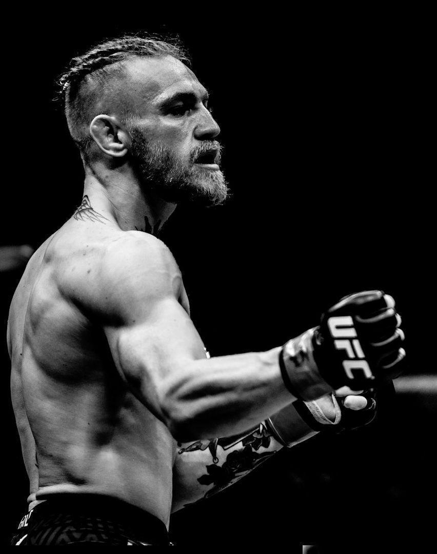 Conor McGregor guantoni UFC bianco nero, 852x1080 Verticale, iPhone