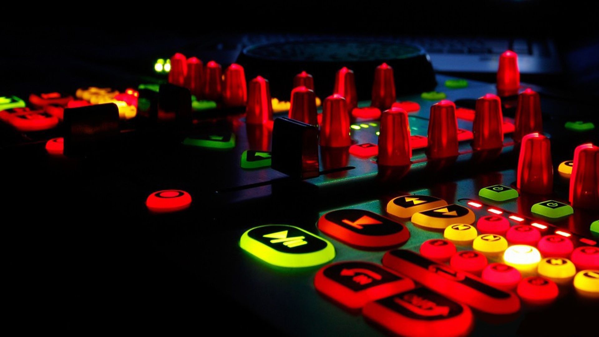 Controller DJ luci colorate, 1920x1080 Full HD, Desktop