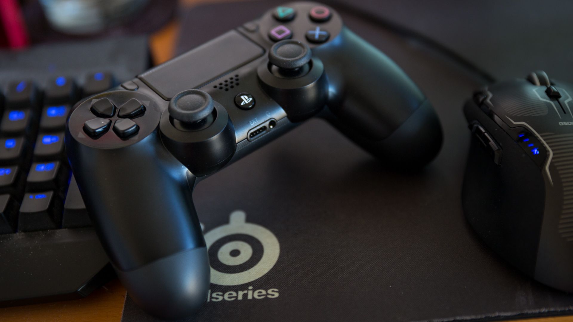 Controller PlayStation 4 nero, 1920x1080 Full HD, Desktop