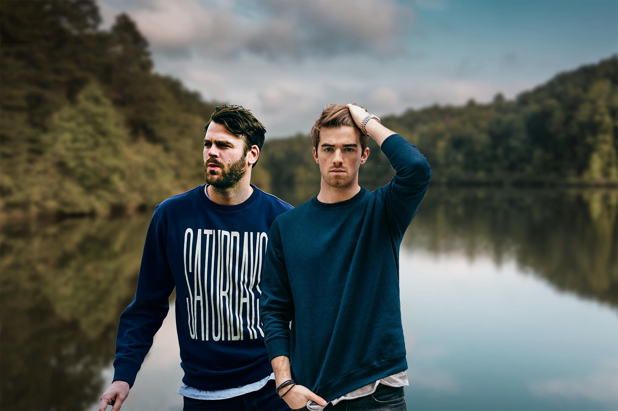 The Chainsmokers vicino lago, 2048x1365 2K, Desktop