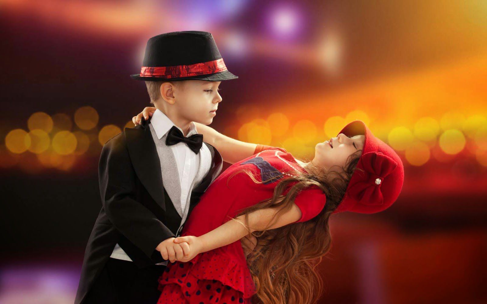Coppia romantica su tetto, 1228x795 HD, PC