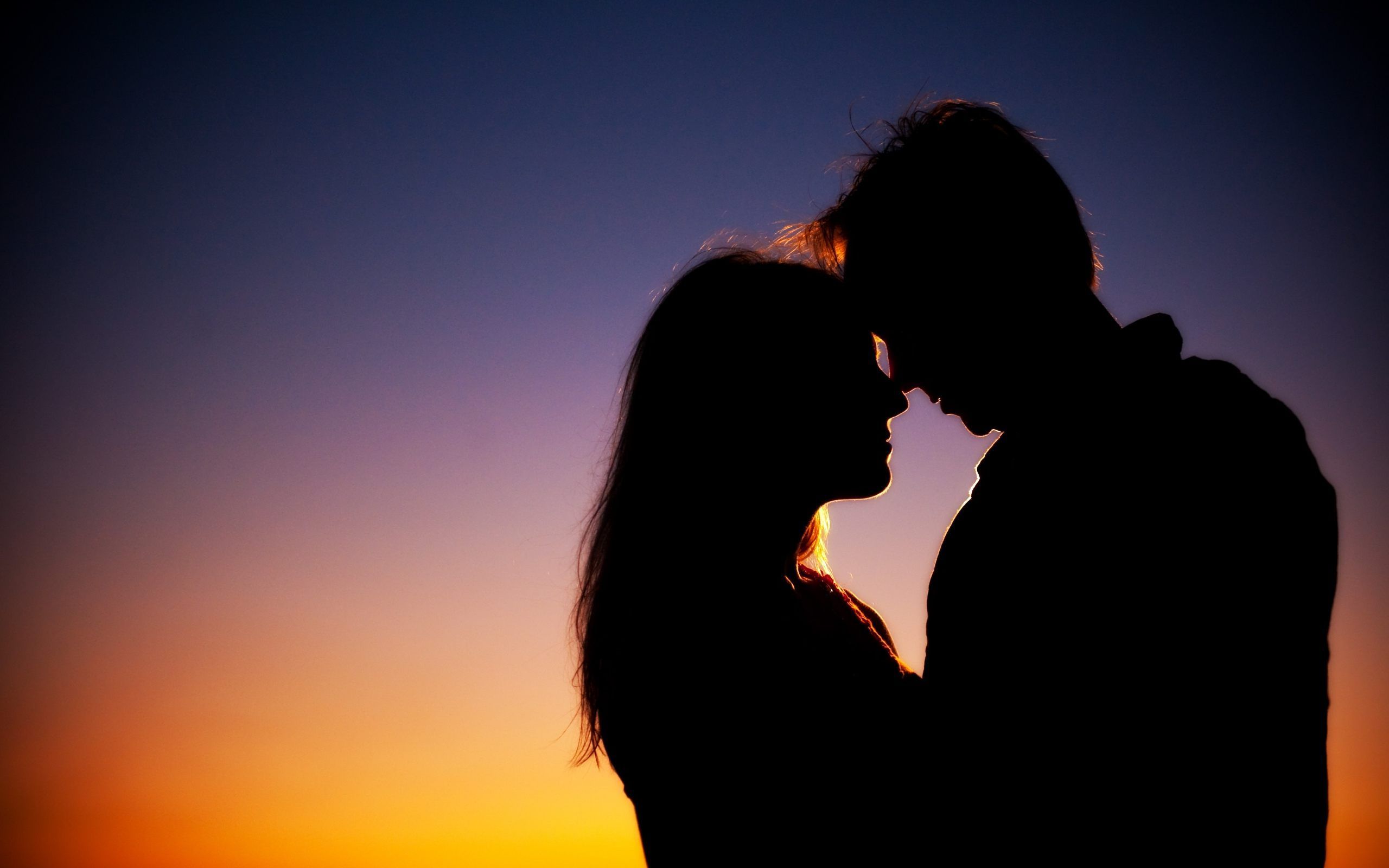 Silhouette coppia al tramonto, 2560x1600 2K+, PC