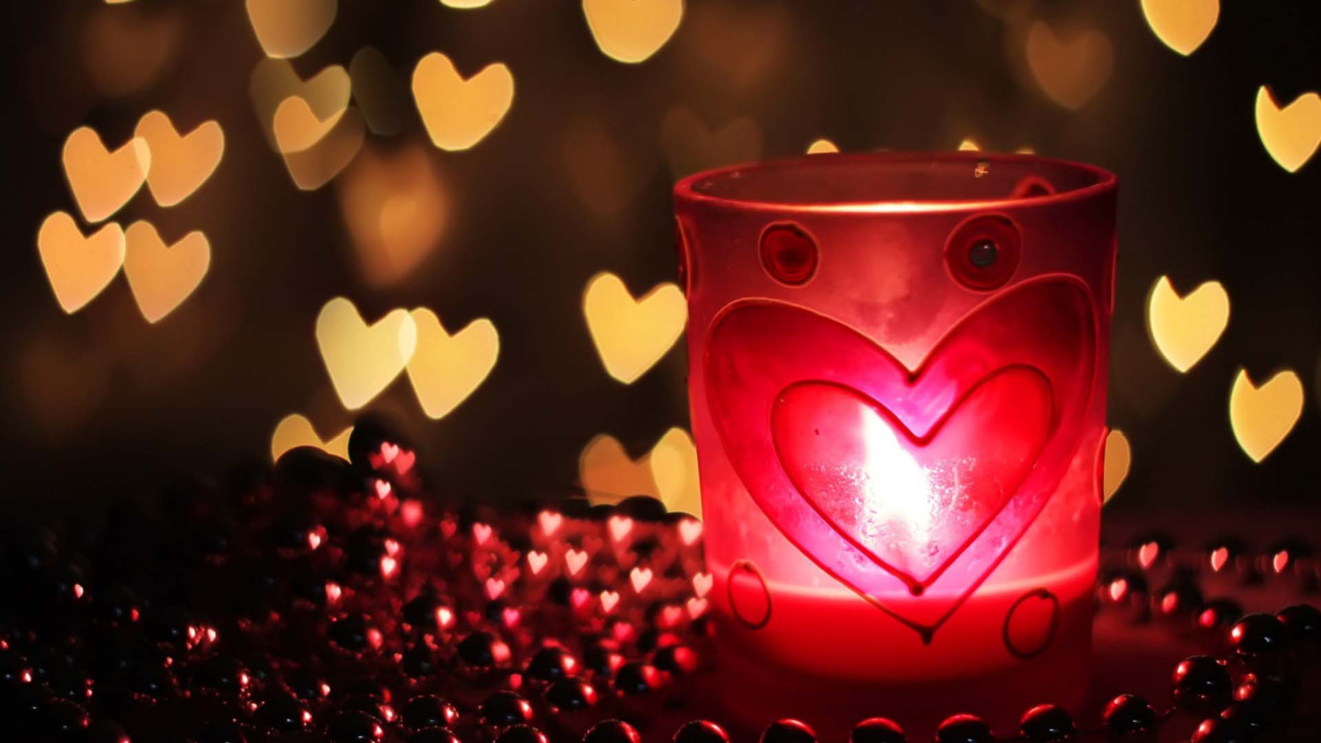 Candela rossa con cuori bokeh, 1920x1080 Full HD 1080p, PC