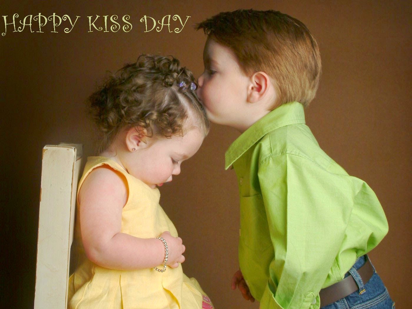 Bambini bacio Kiss Day, 1400x1050 HD, Desktop