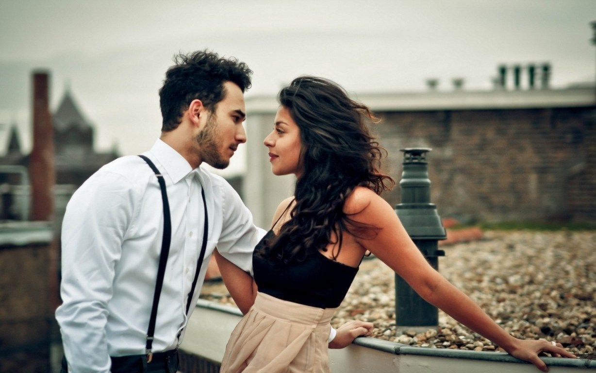 Coppia romantica su tetto, 1228x768 HD, ROG Asus Laptop