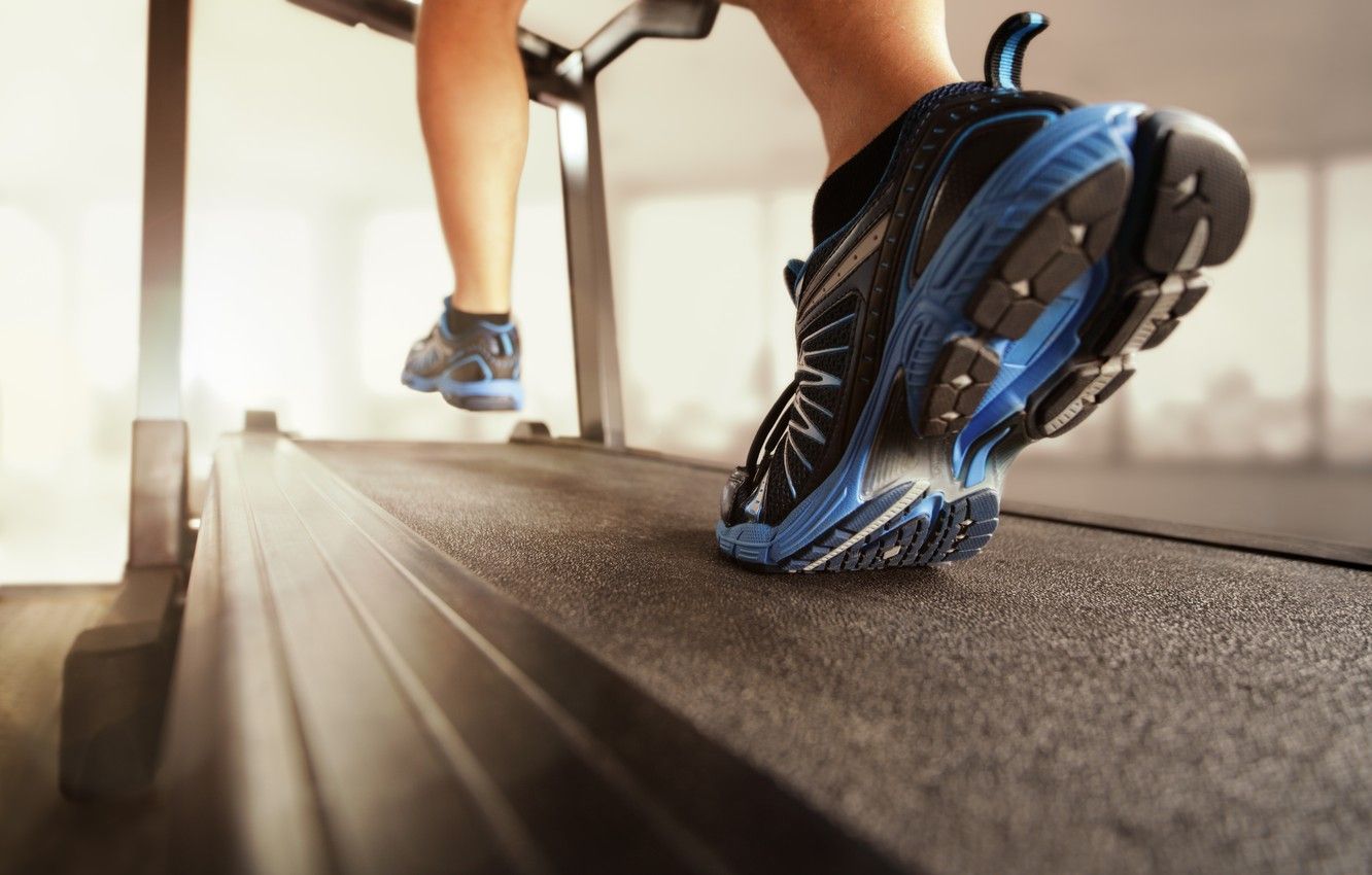 scarpe running su tapis roulant, 1332x850 HD, Desktop