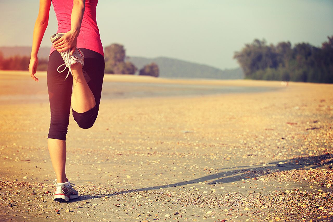Donna stretching spiaggia running, 1280x853 HD, ROG Asus Laptop