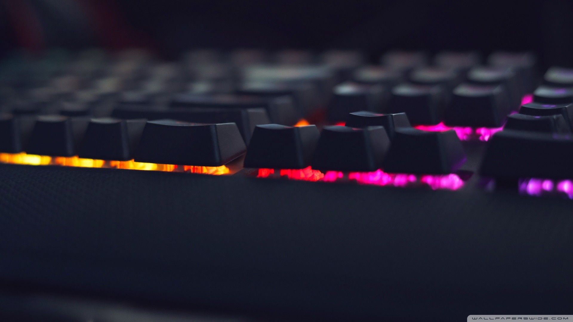 Tastiera gaming RGB Corsair, 1920x1080 1080p, PC