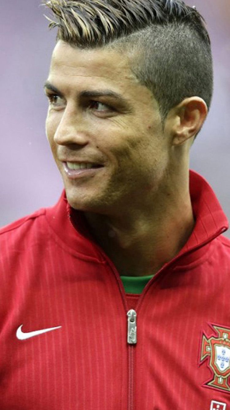 Cristiano Ronaldo maglia Portogallo, 750x1334 Full HD Verticale, iPhone Air