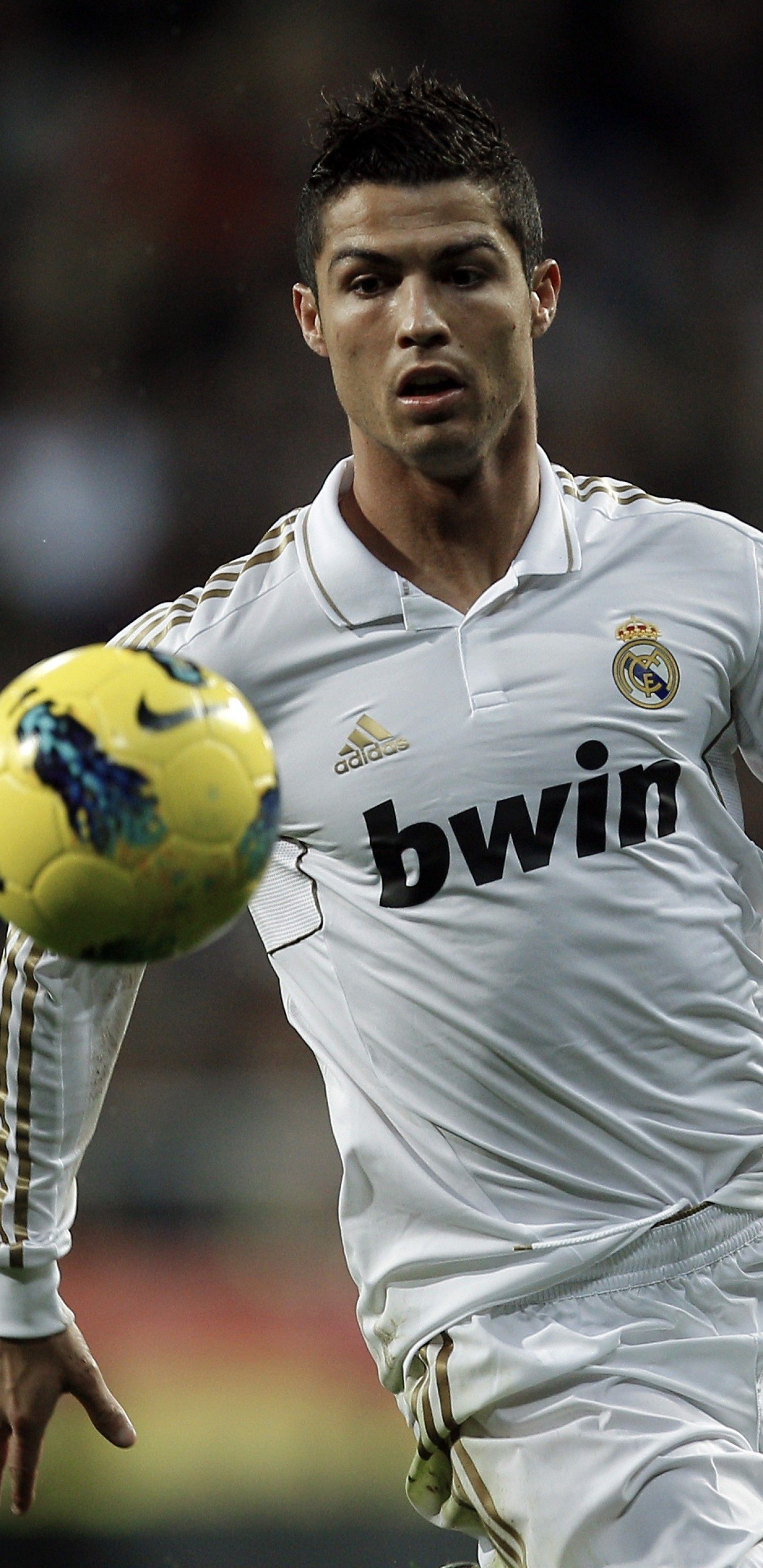 Cristiano Ronaldo maglia Real Madrid, 1440x2960 Full HD Verticale, Smartphone