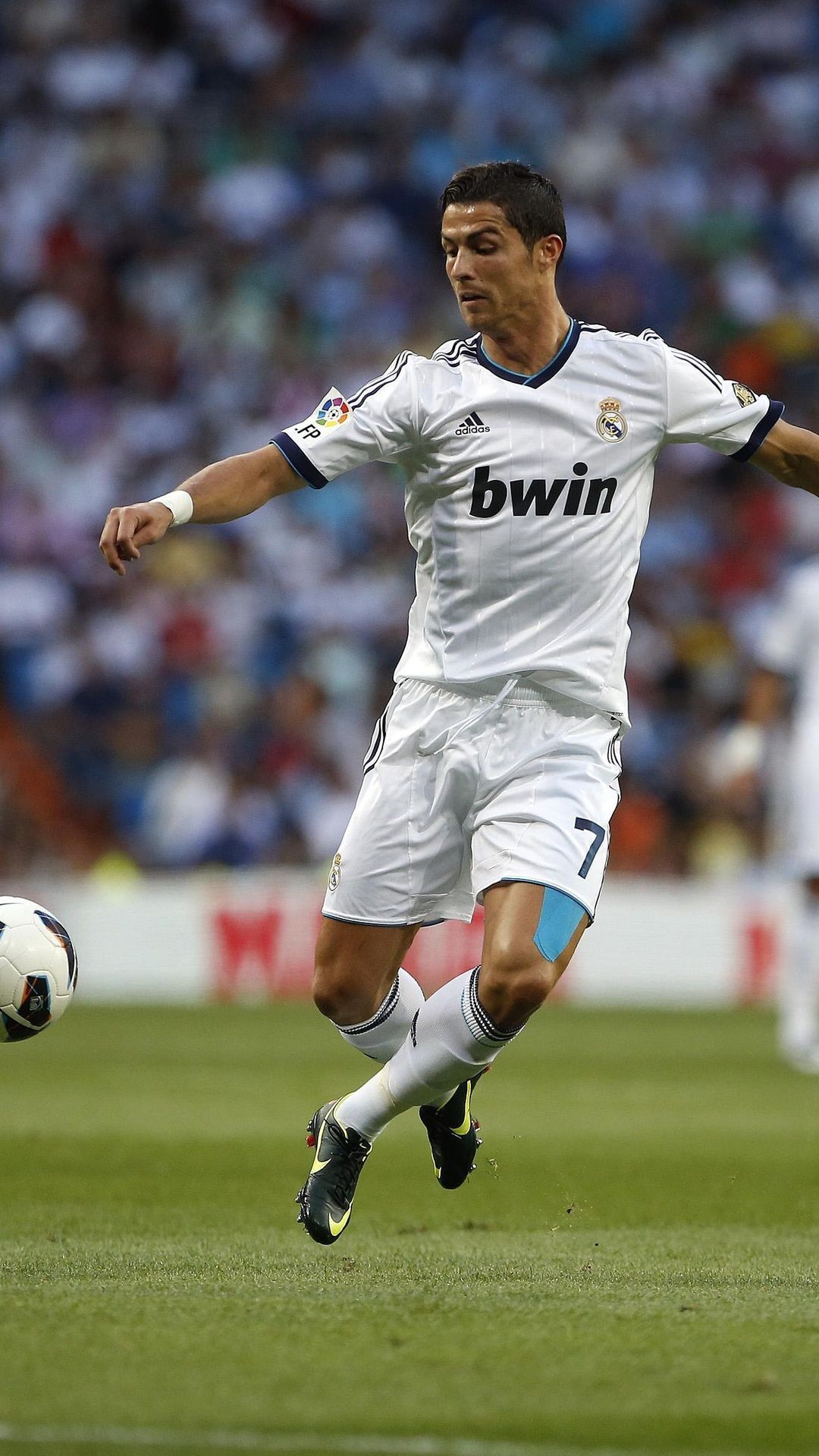 Cristiano Ronaldo Real Madrid, 1080x1920 Verticale, Mobile