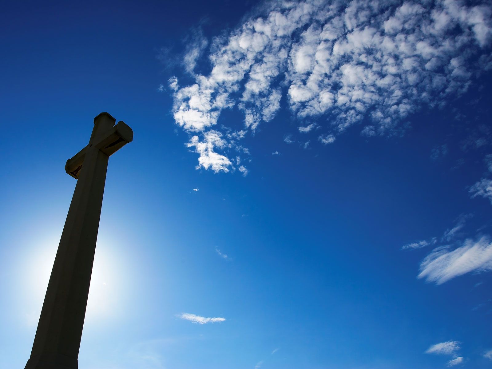Croce silhouette contro cielo blu, 1600x1200 HD Ready, Desktop