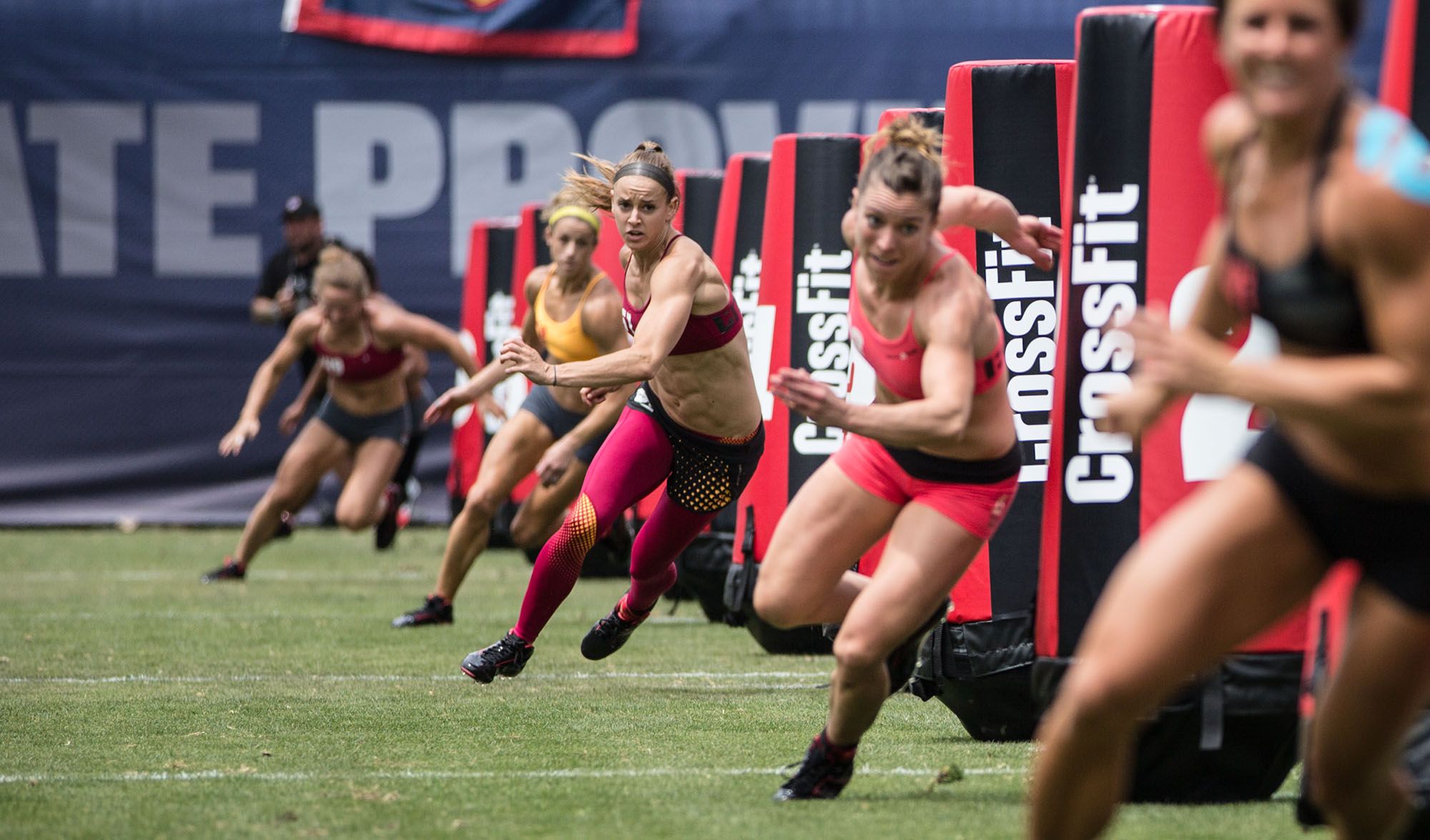 Atlete CrossFit Games in gara, 2000x1175 Hi-Res, Desktop