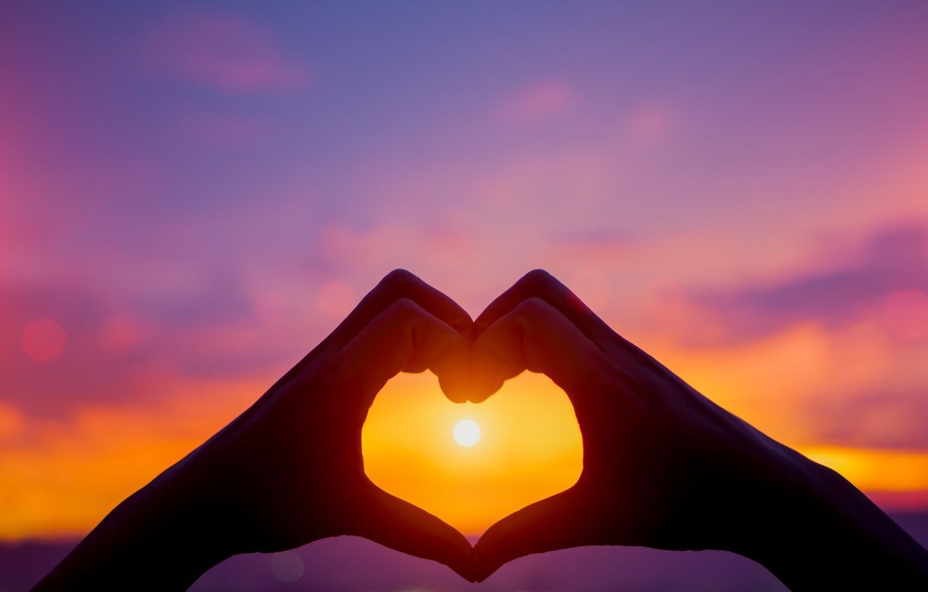Mani a cuore al tramonto, 1332x850 720p, Lenovo Legion