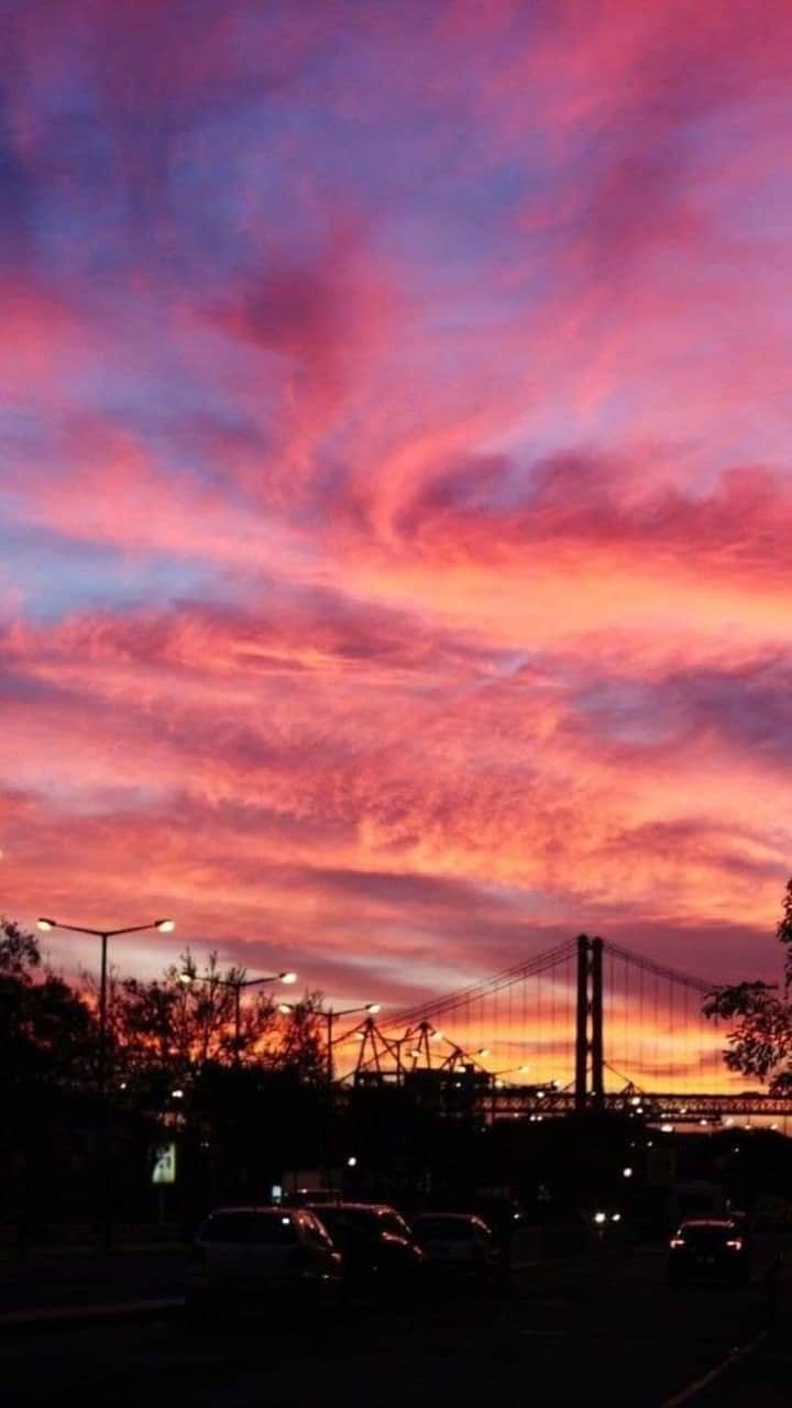 Tramonto rosa e viola con ponte, 720x1280 Full HD Verticale, iPhone