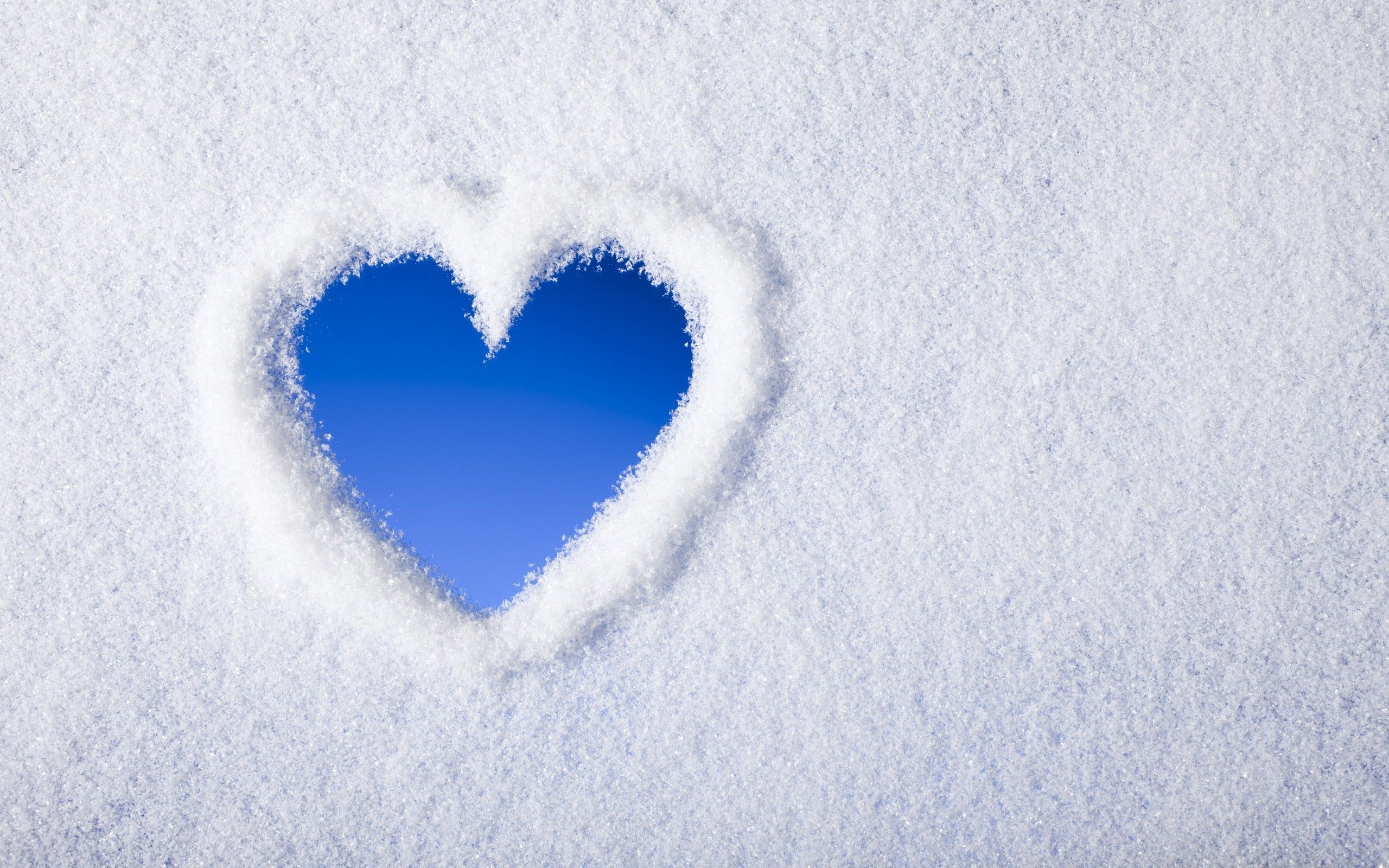 cuore blu nella neve, 2560x1600 2K+, Laptop