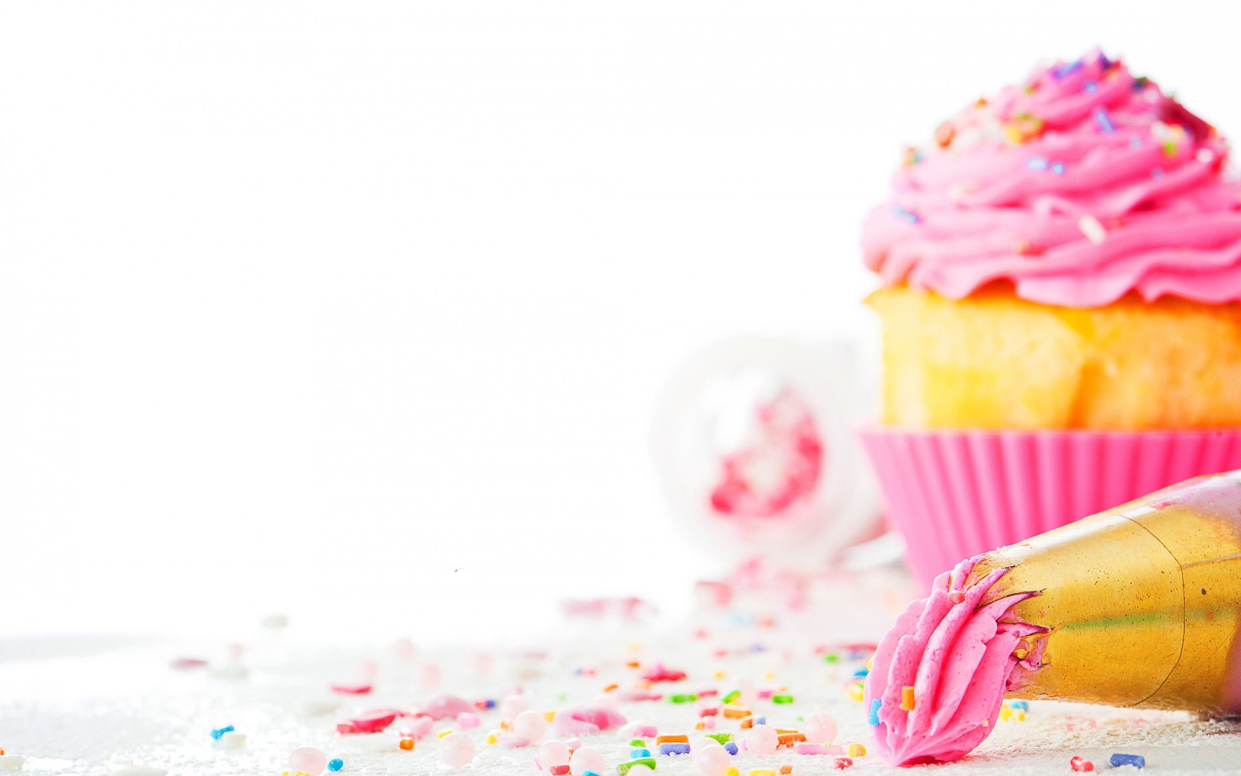 Cupcake glassa rosa sac-a-poche, 2560x1600 2K+, PC