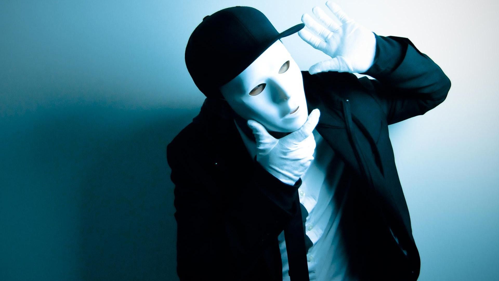 Ragazzo che balla con cappellino, 1680x1050 HD, Laptop