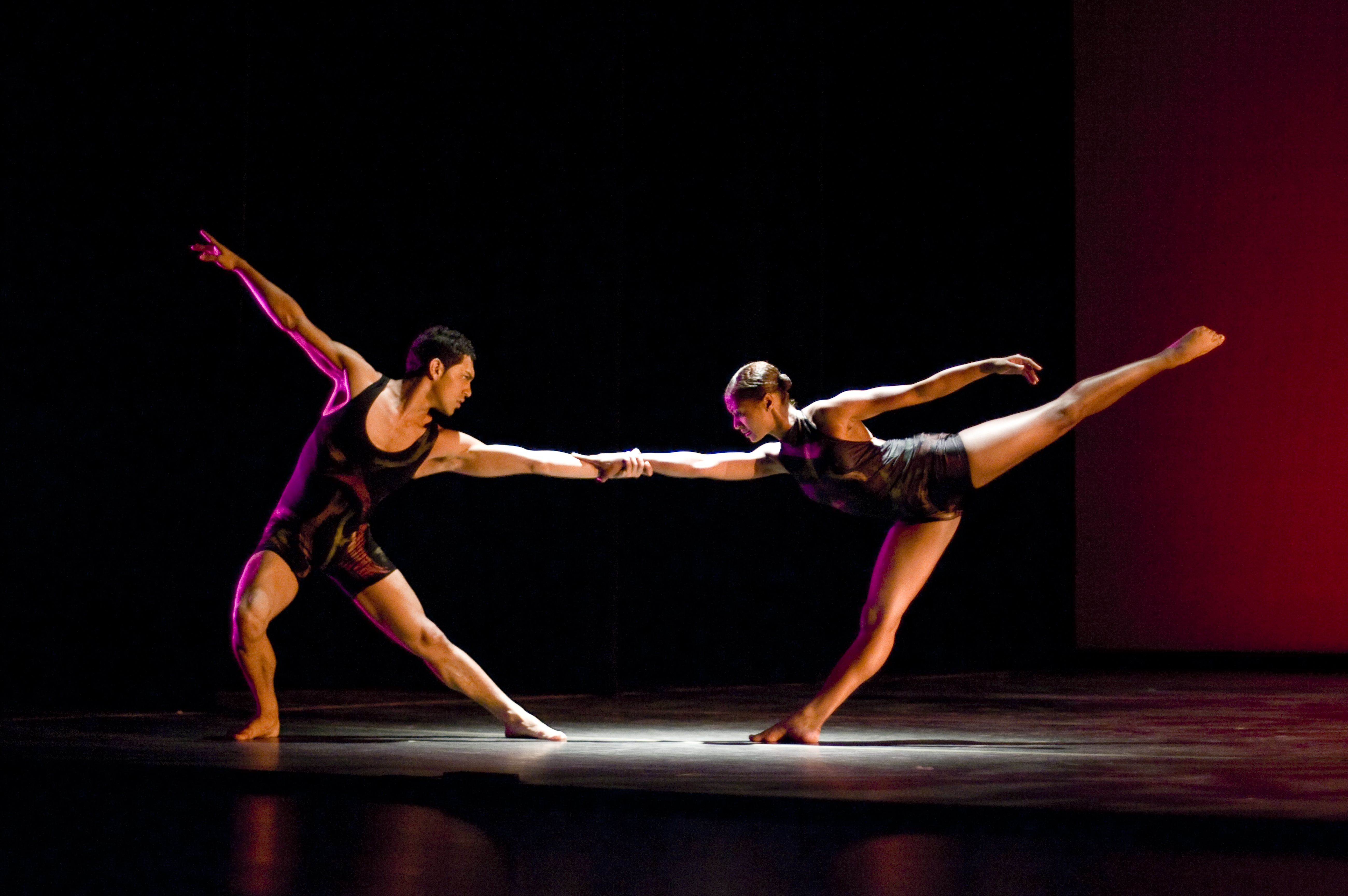 Ballerini danza jazz sul palco, 5200x3457 Ultra HD, 4K TV