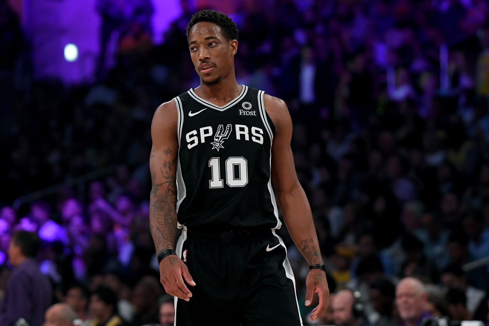 DeMar DeRozan Spurs basket, 1600x1067 HD Ready, Desktop