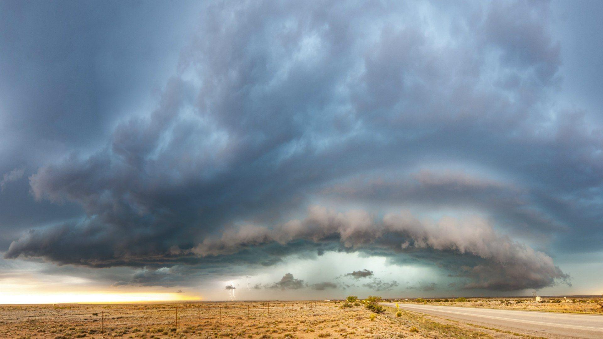 Nuvole temporalesche su deserto, 1920x1080 Full HD, PC Desktop