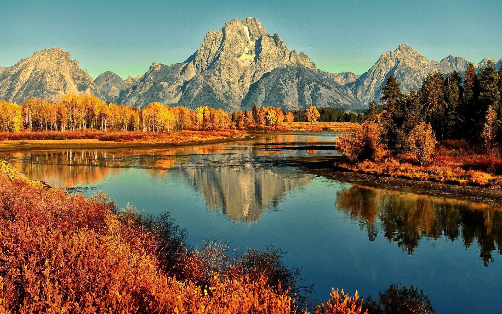 Montagne autunnali con fiume, 1920x1200 Full HD+ WUXGA, Monitor Gaming