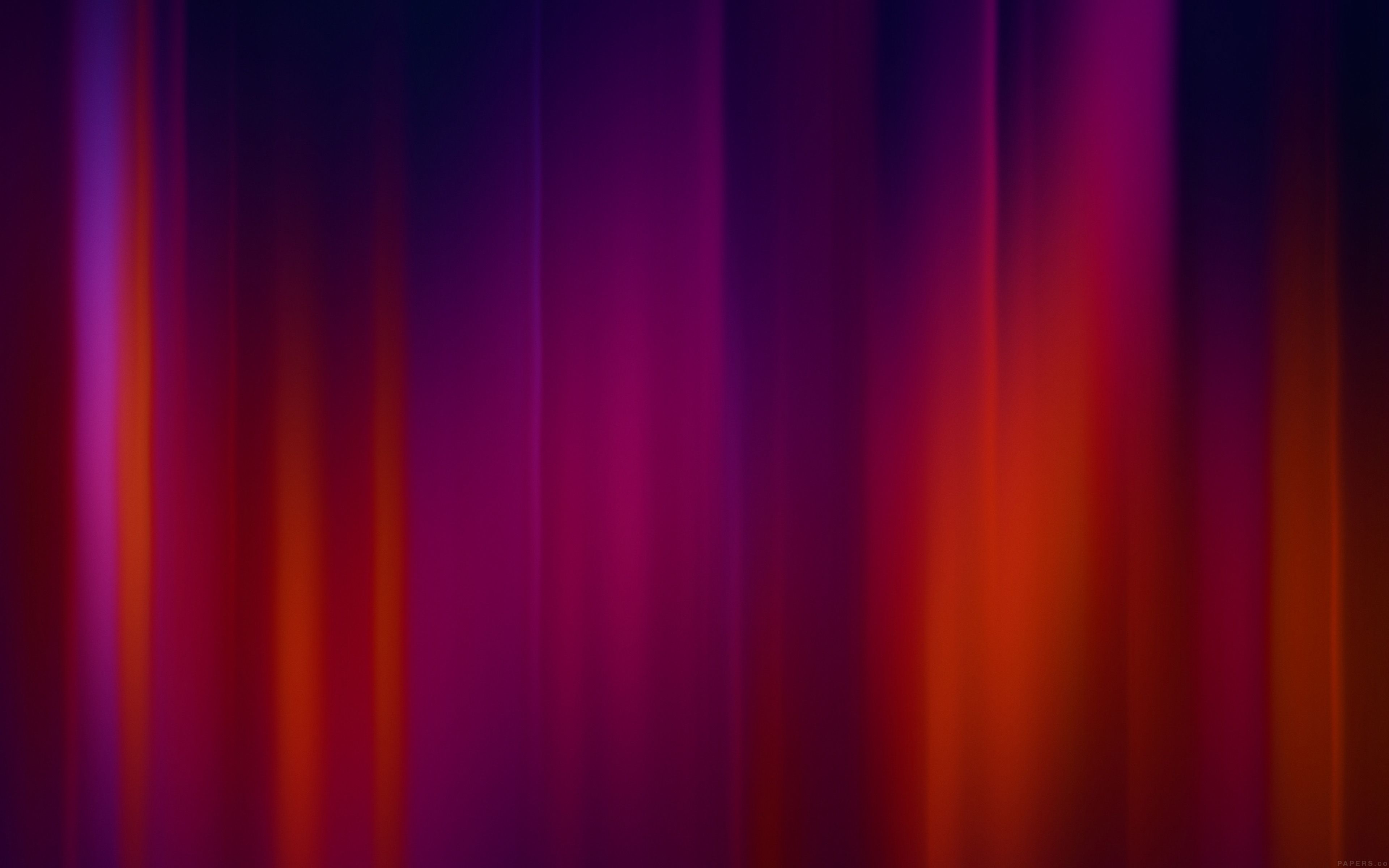 Strisce verticali astratte rosso viola, 3840x2400 Ultra HD, PC