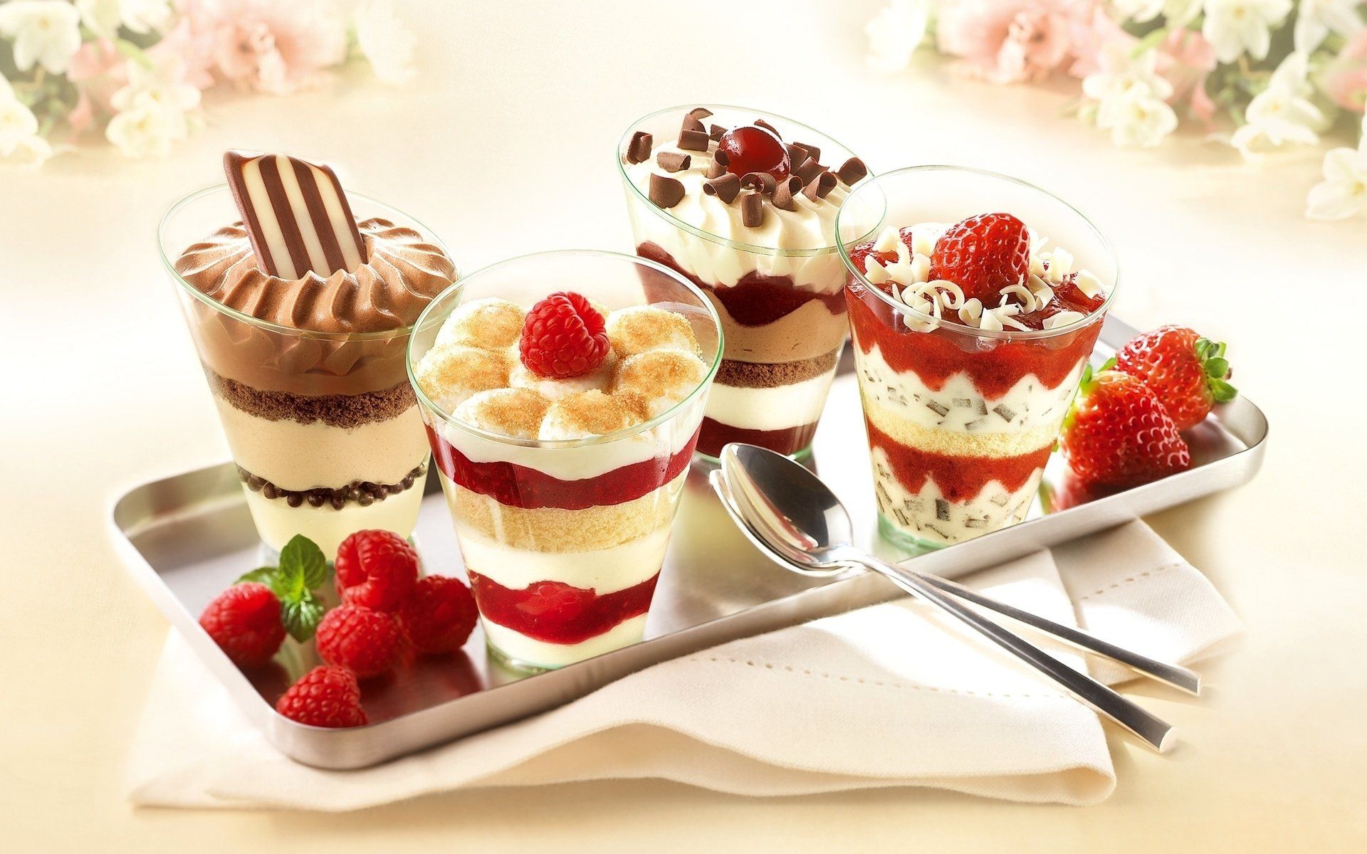 Dessert in coppette con frutti di bosco, 1920x1200 Full HD+, Desktop