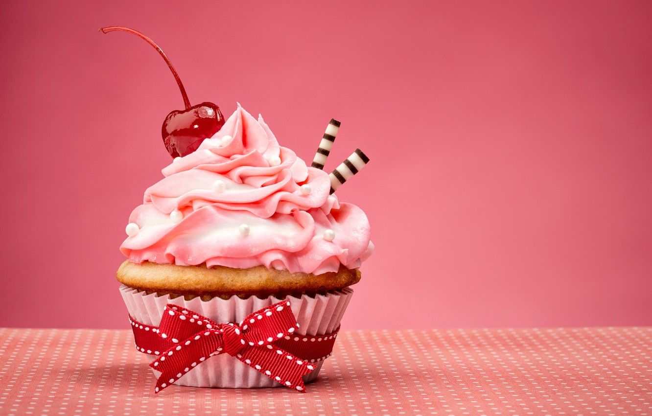 Cupcake rosa con ciliegia, 1332x850 720p, Laptop