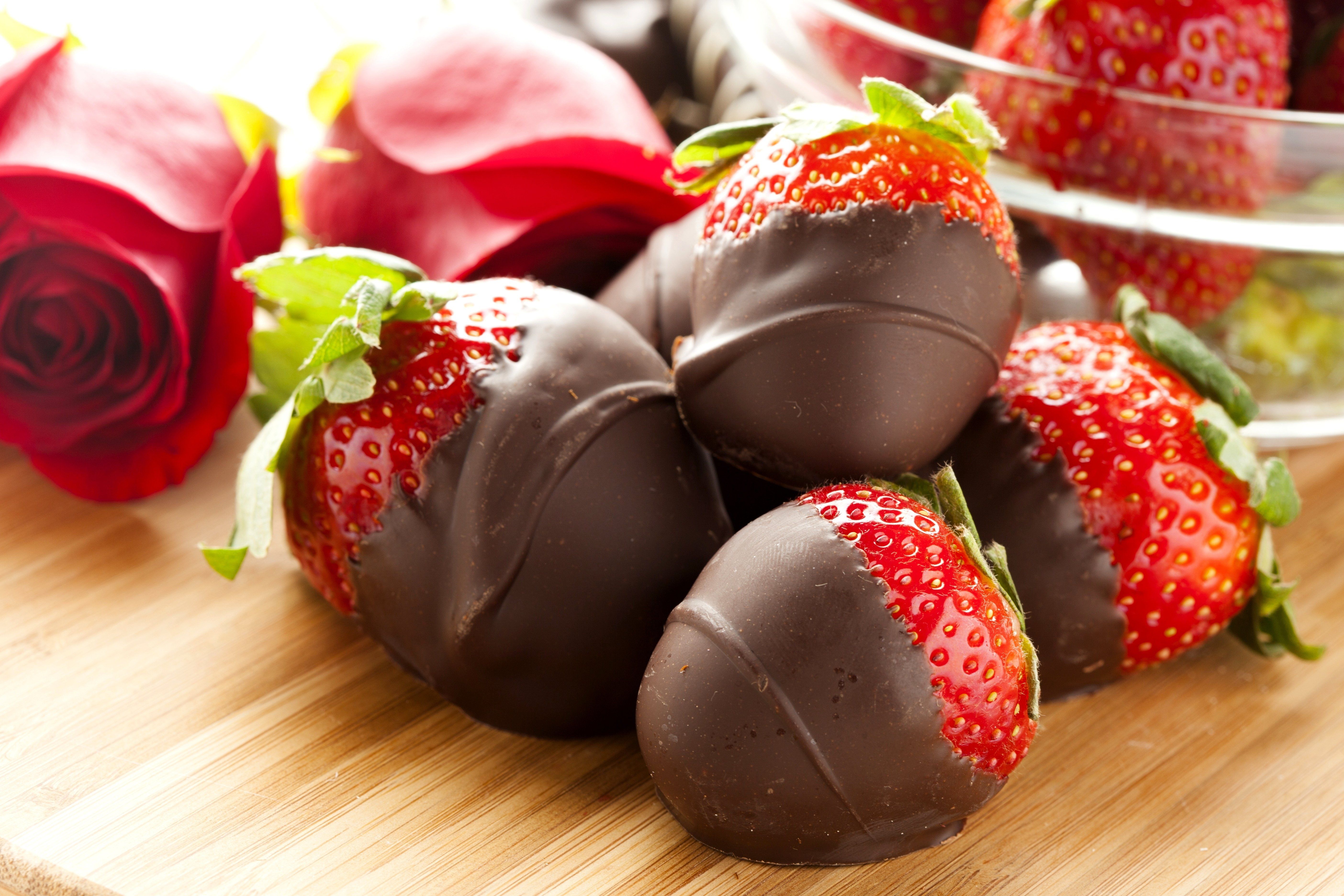 Fragole ricoperte di cioccolato, 5616x3744 Ultra HD, 4K TV