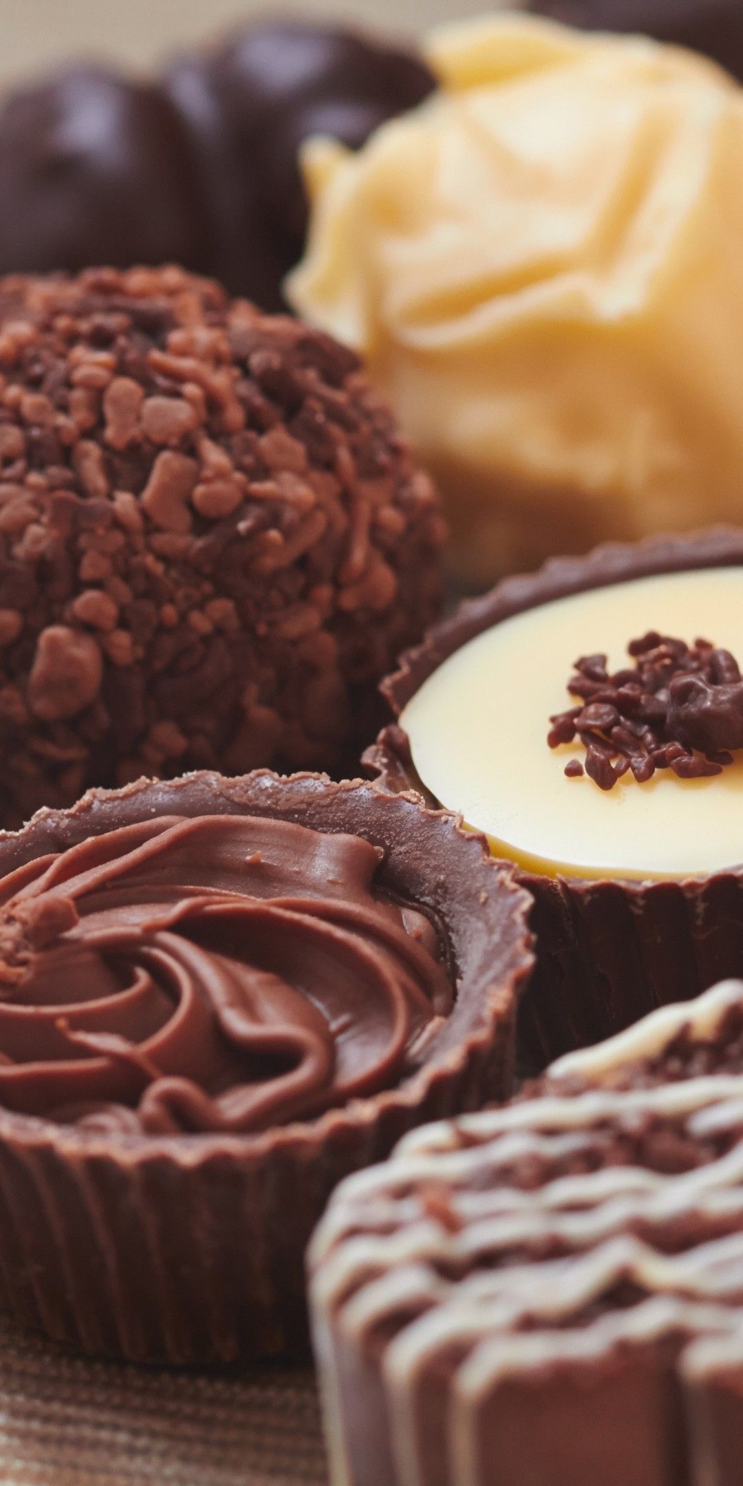 Cioccolatini assortiti al cioccolato, 1080x2160 Full HD Verticale, Smartphone