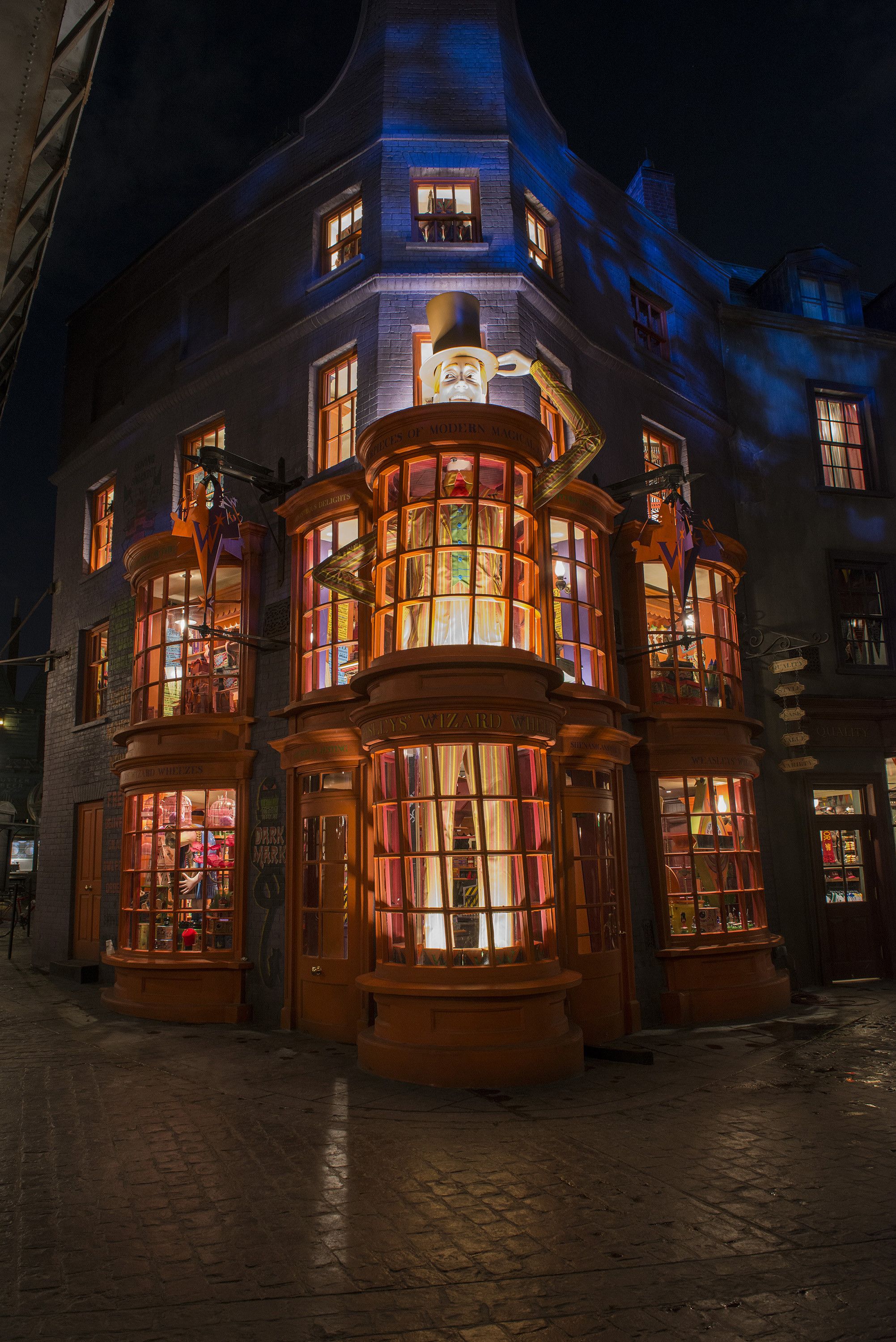 Negozio Diagon Alley notturno, 2003x3000 Full HD Verticale, iPhone Pro Max