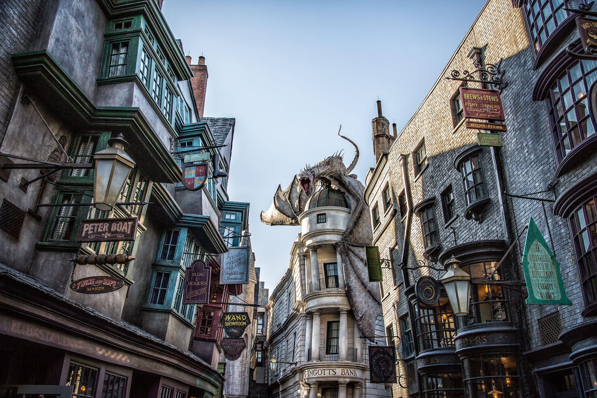 Diagon Alley Harry Potter drago, 2048x1365 2K, Desktop