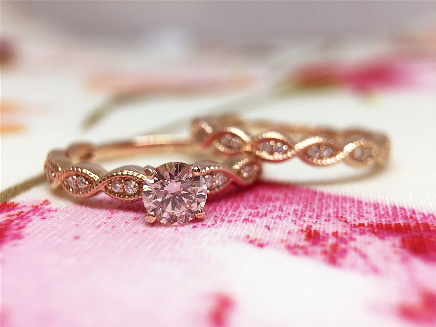 Anelli oro rosa diamante rosa, 1400x1050 720p, Laptop