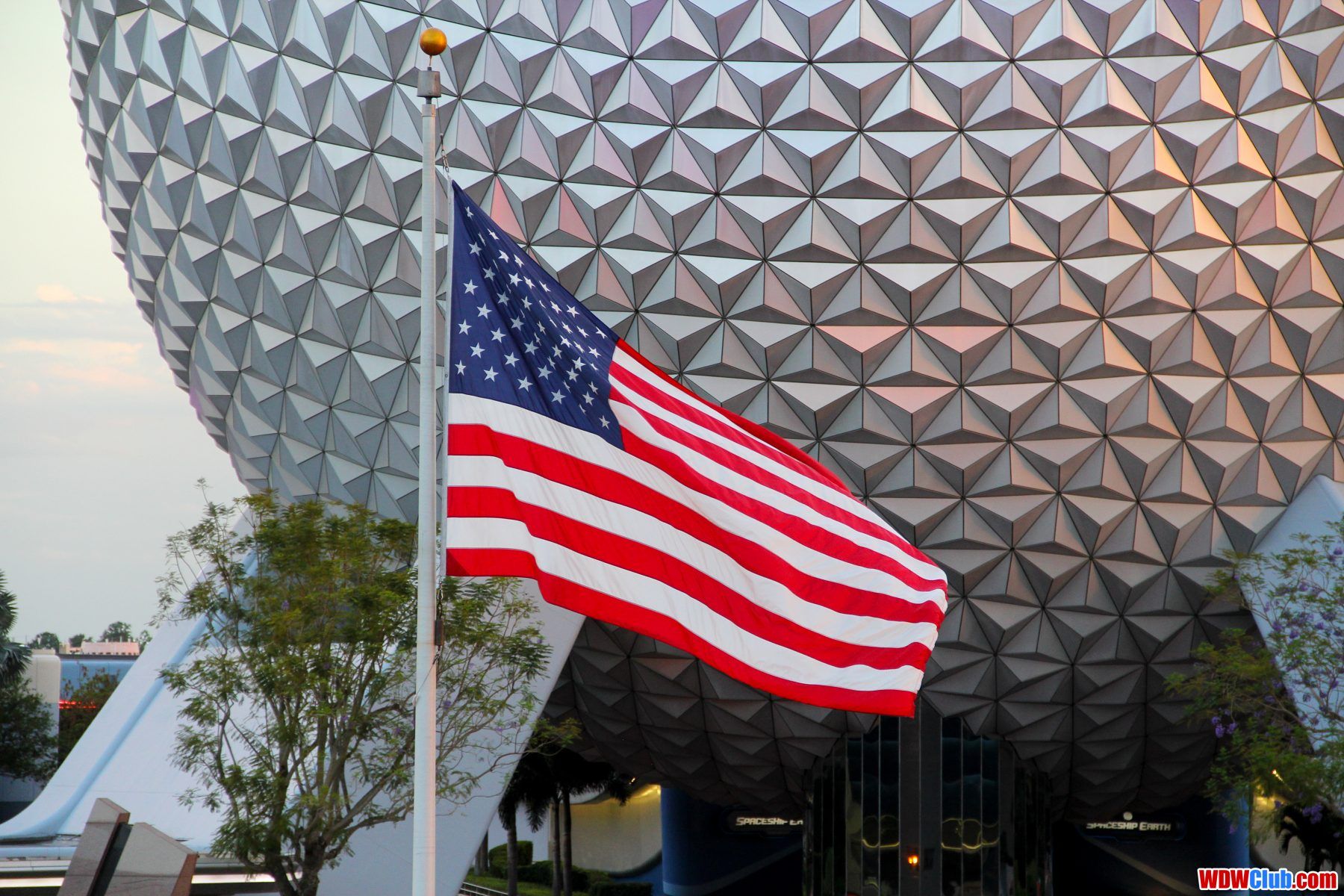 Epcot Spaceship Earth bandiera USA, 1800x1200 HD, Desktop
