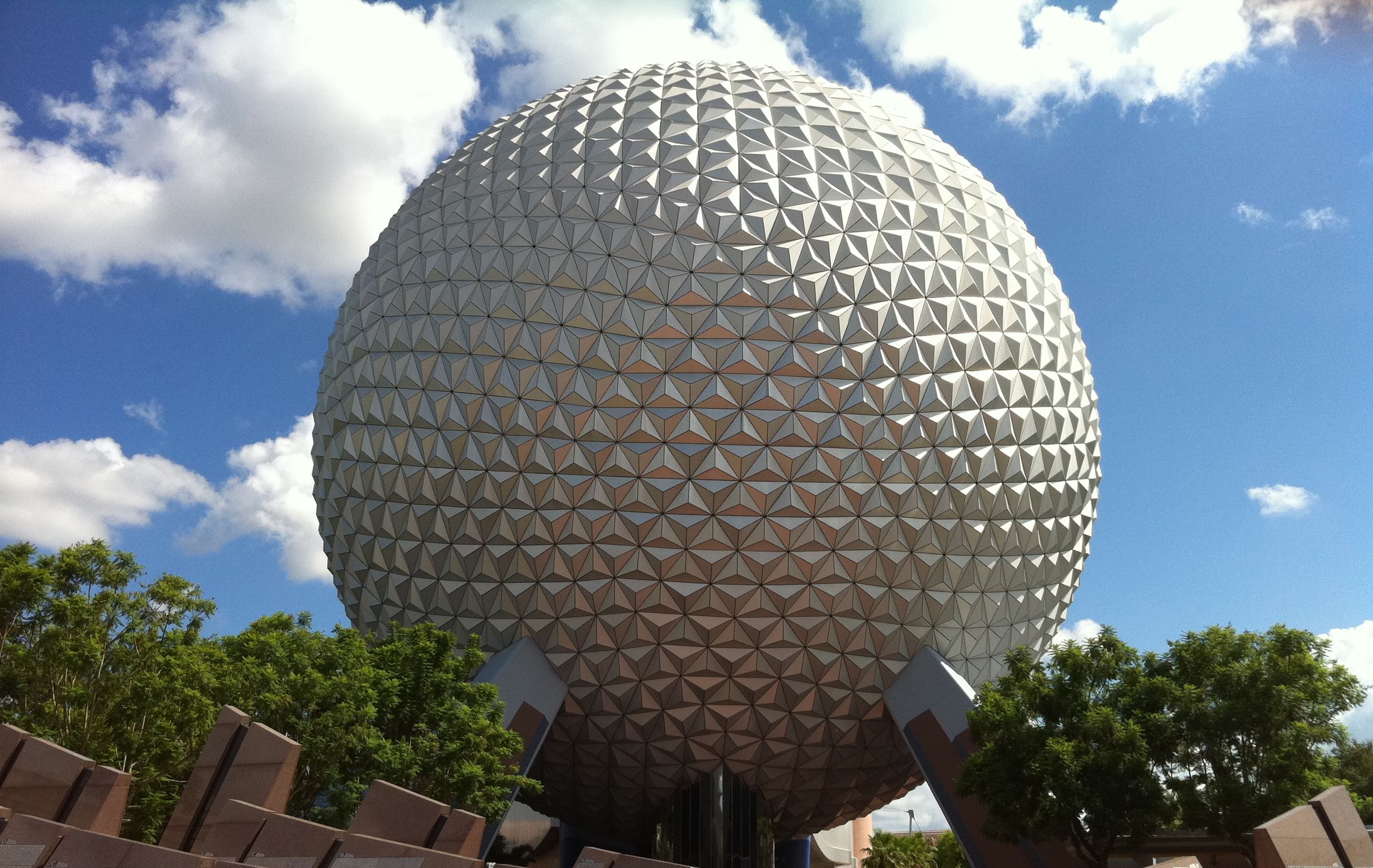 Spaceship Earth Epcot sfera, 2592x1639 2K+, Desktop