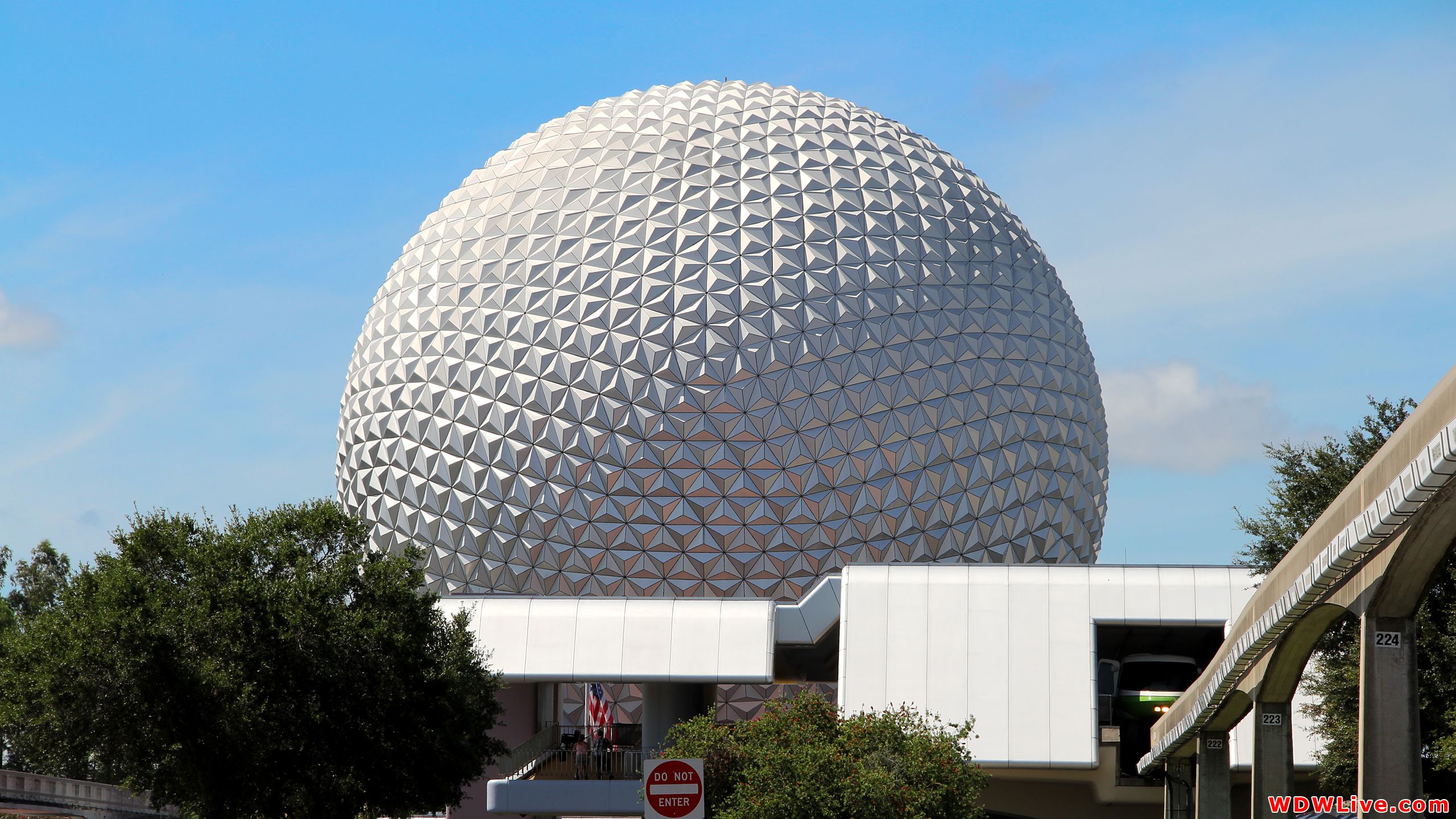 Spaceship Earth Epcot, 2560x1440 QHD, Laptop