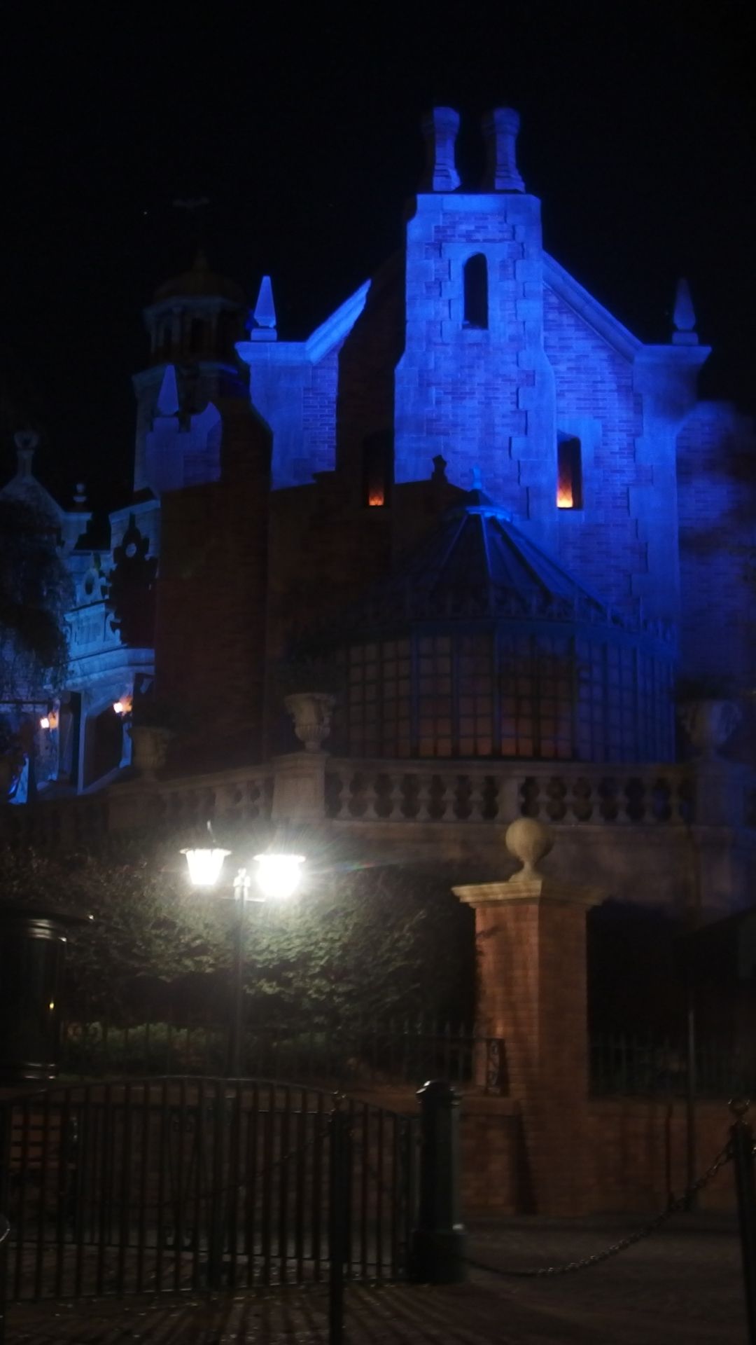 Maniero Stregato Disney notturno, 1080x1920 Verticale, Samsung Galaxy