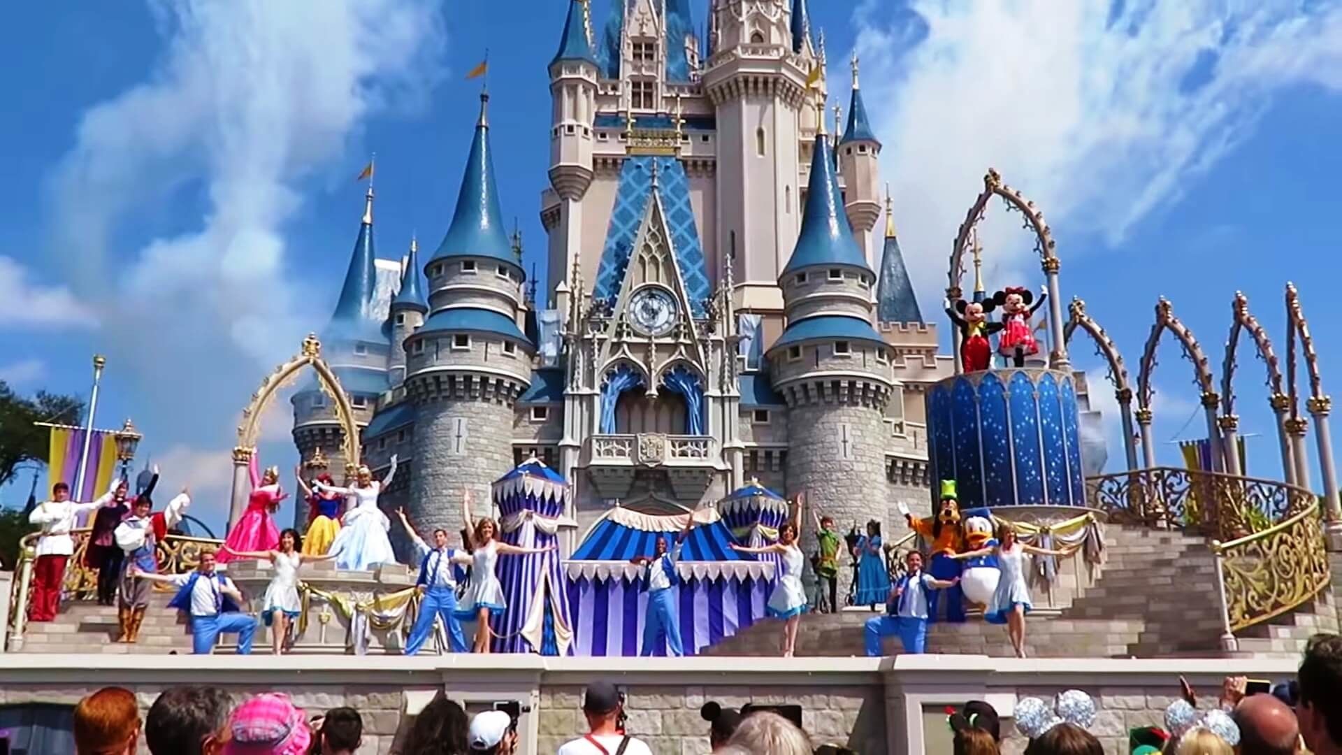 Castello Disney World con personaggi, 1920x1080 1080p, Desktop
