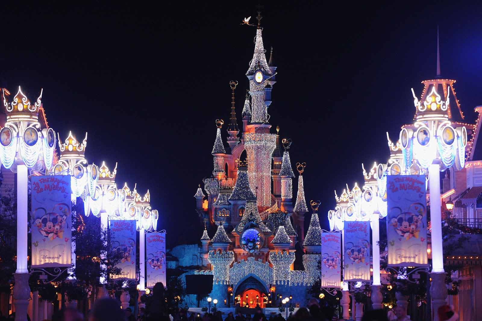 Castello Disneyland illuminato notte, 1600x1065 HD Ready, Notebook Gaming