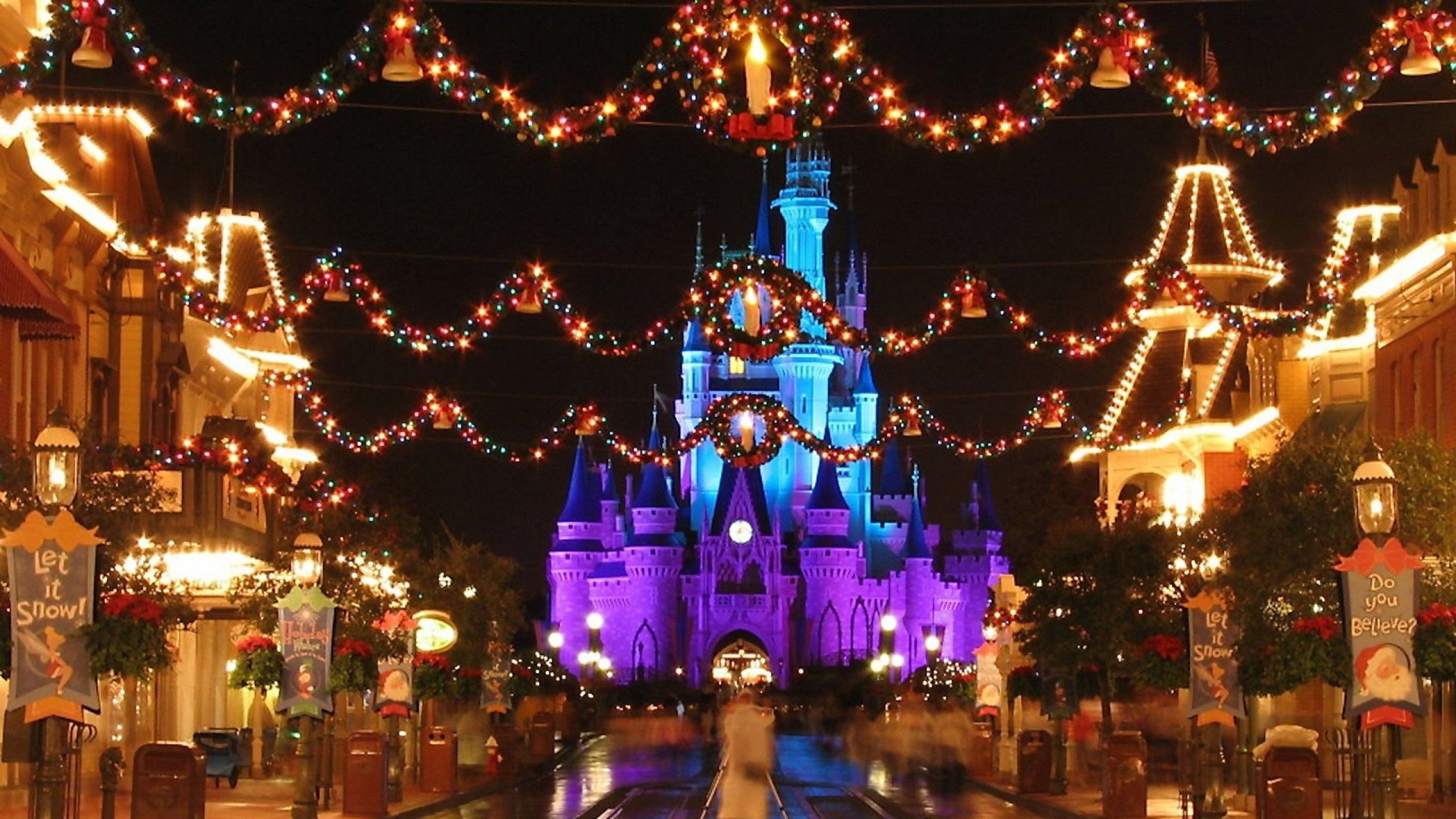 Castello Disney natalizio illuminato, 2560x1440 2K QHD, PC