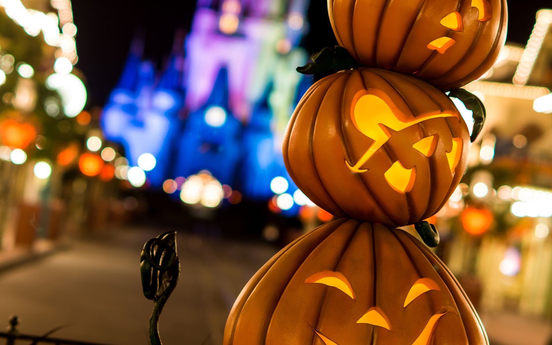 Zucche Halloween castello Disney, 1920x1200 WUXGA, Desktop