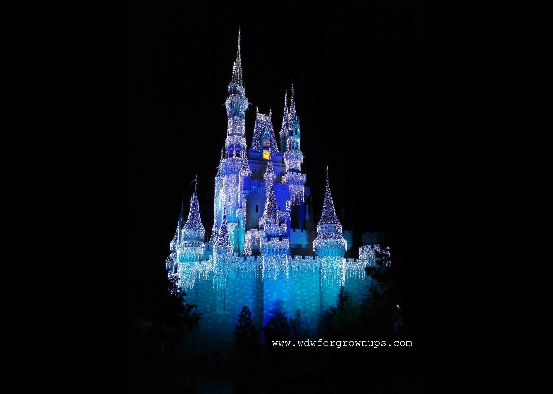 Castello Disney illuminato blu, 1872x1333 900p, Desktop